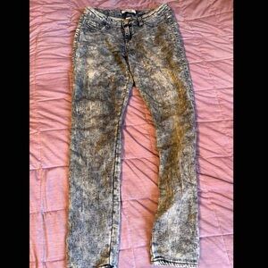 acid washed light blue jeans